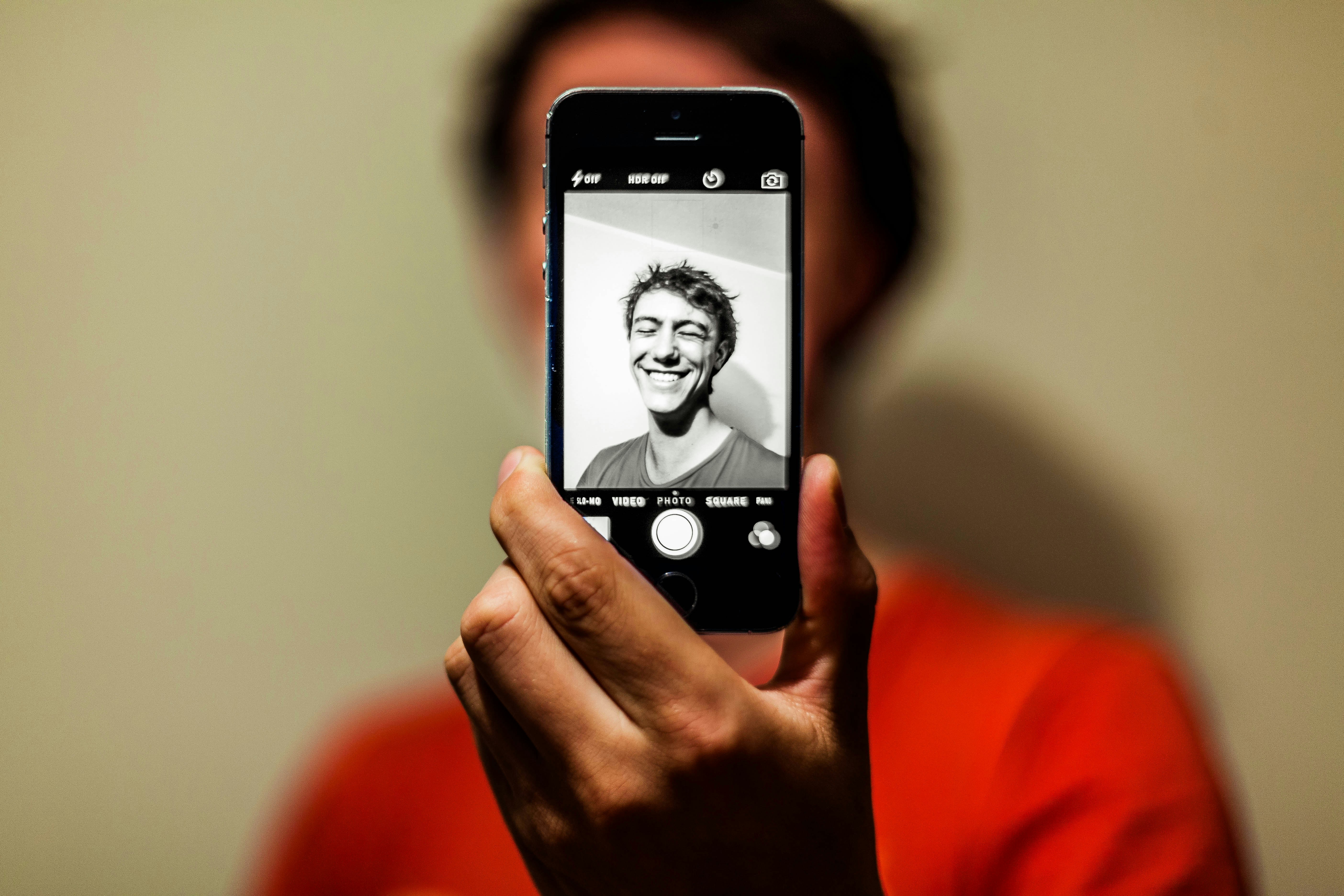 How New Generation Comedians Use Humor to Reflect Social Realities